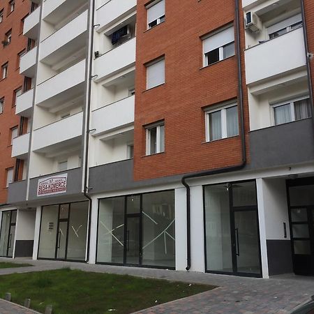 Apartment Gashi Приштина Екстер'єр фото