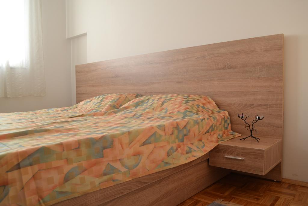 Apartment Gashi Приштина Екстер'єр фото