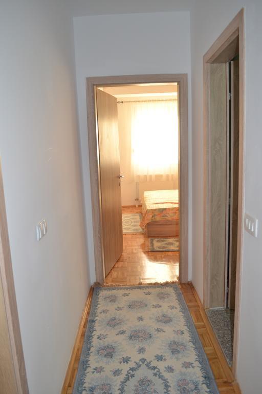 Apartment Gashi Приштина Екстер'єр фото