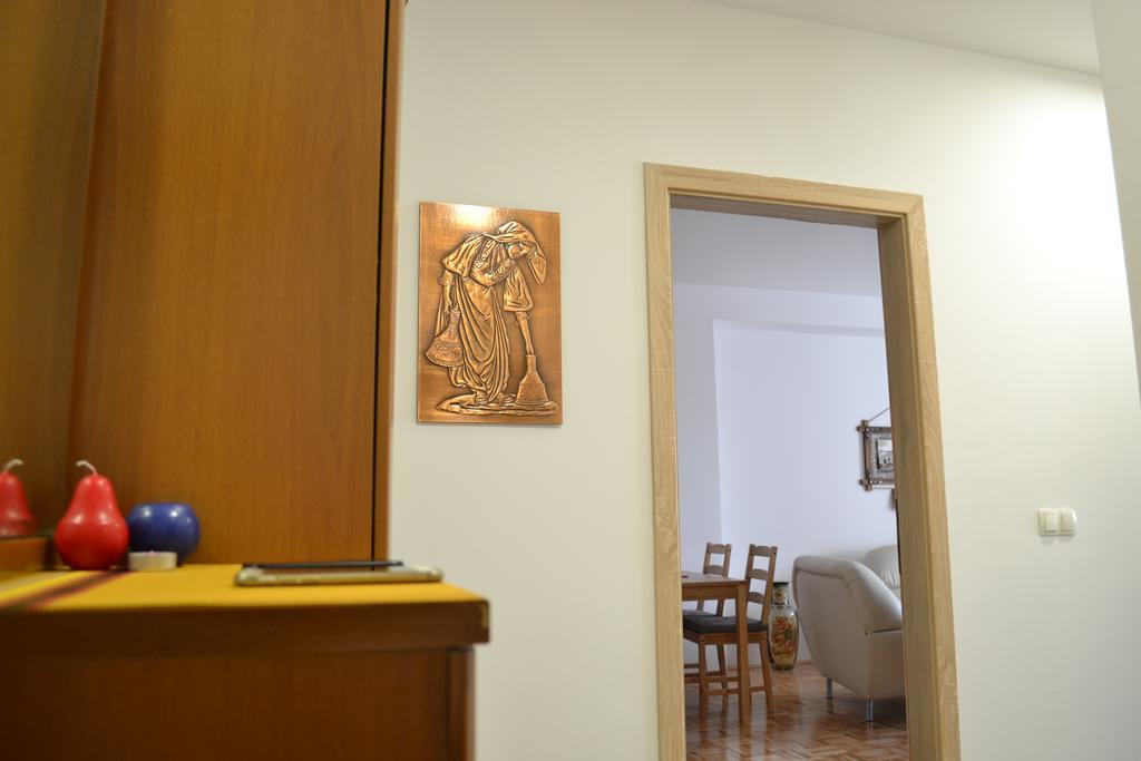 Apartment Gashi Приштина Екстер'єр фото